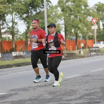 Runner Photo 6032403
