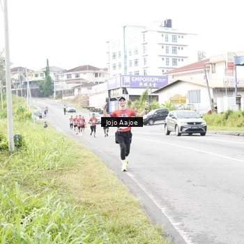 Runner Photo 6032418