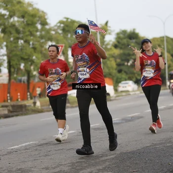 Runner Photo 6032432