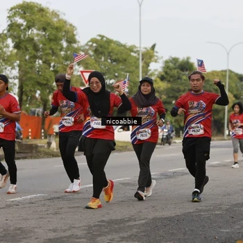 Runner Photo 6032437