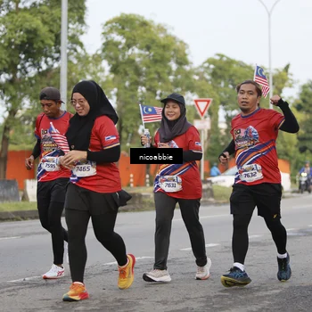 Runner Photo 6032470