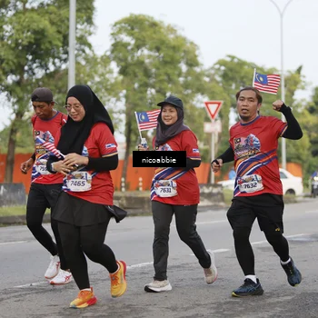 Runner Photo 6032481