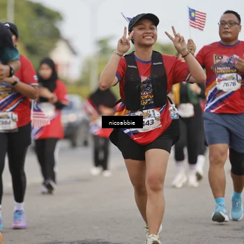 Runner Photo 6032489