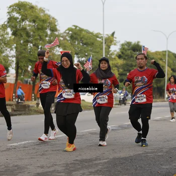 Runner Photo 6032496