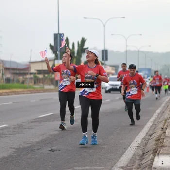Runner Photo 6032536