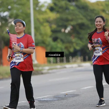 Runner Photo 6032578
