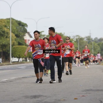 Runner Photo 6032589