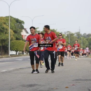 Runner Photo 6032596