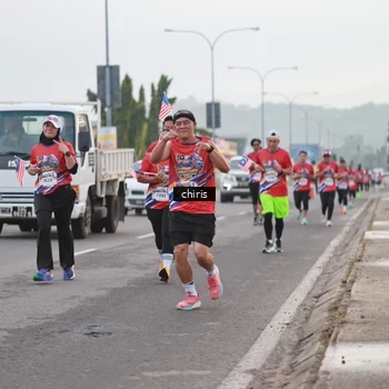 Runner Photo 6032598