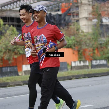 Runner Photo 6032608