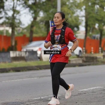 Runner Photo 6032619