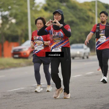 Runner Photo 6032667