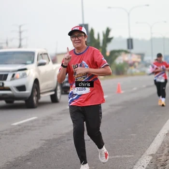 Runner Photo 6032717