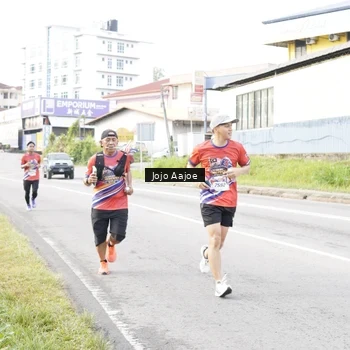 Runner Photo 6032735