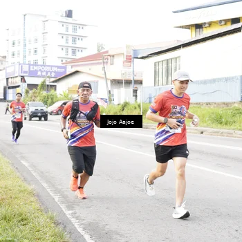 Runner Photo 6032756