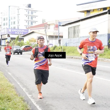 Runner Photo 6032771