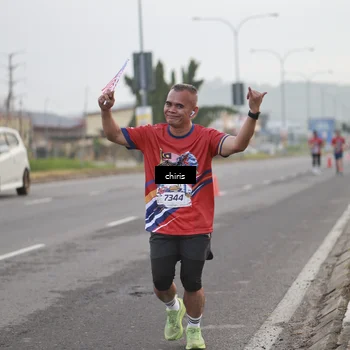 Runner Photo 6032775