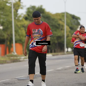 Runner Photo 6032787