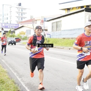 Runner Photo 6032788