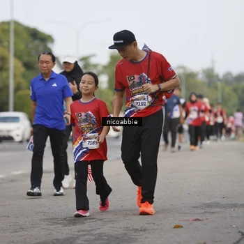 Runner Photo 6032793