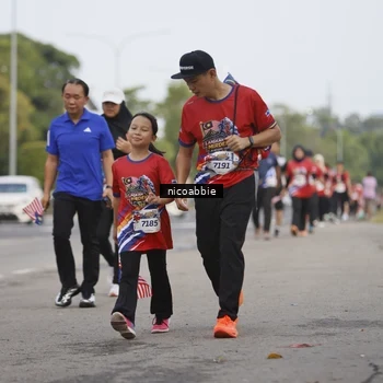 Runner Photo 6032797