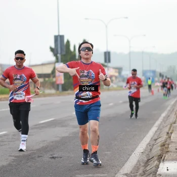 Runner Photo 6032804