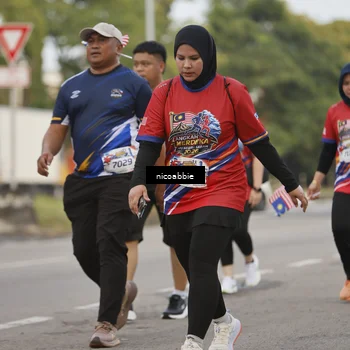 Runner Photo 6032811