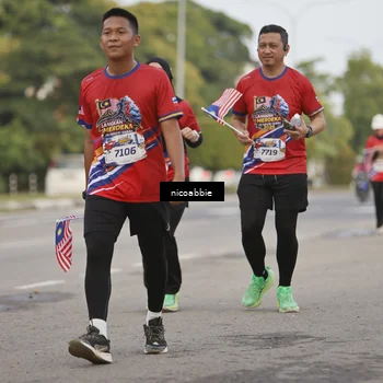 Runner Photo 6032821