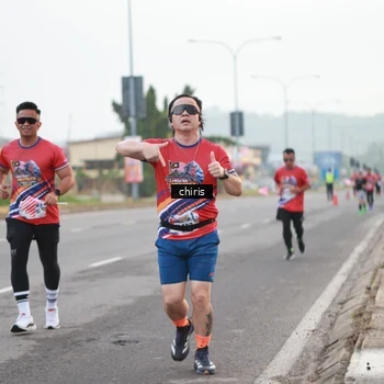 Runner Photo 6032832