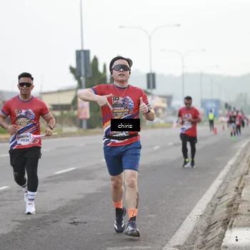 Runner Photo 6032843