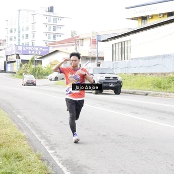 Runner Photo 6032851