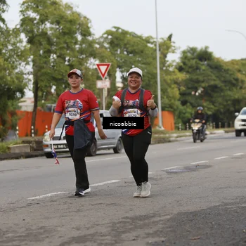 Runner Photo 6032880