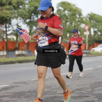 Runner Photo 6032886