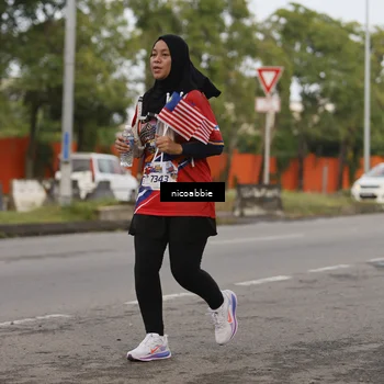 Runner Photo 6032911