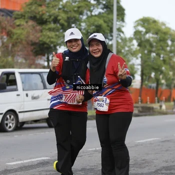 Runner Photo 6032938