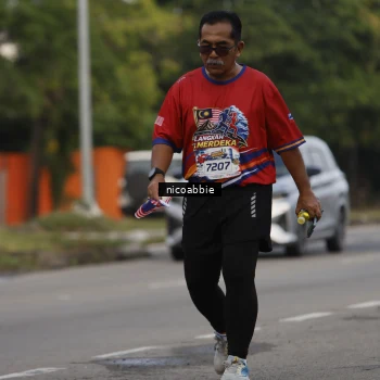 Runner Photo 6032964