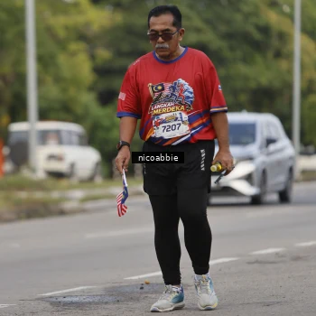 Runner Photo 6032965