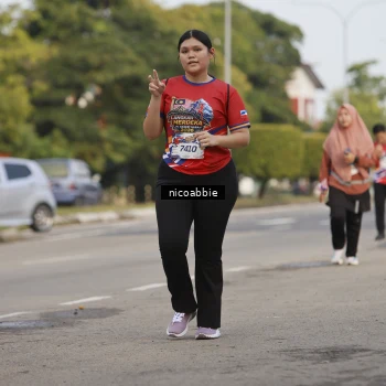 Runner Photo 6033010