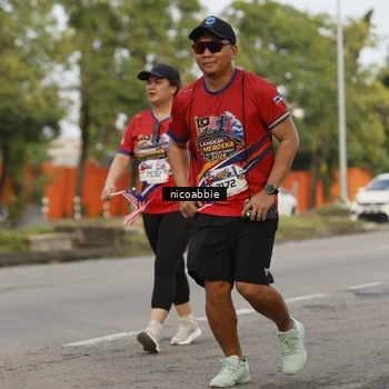 Runner Photo 6033061