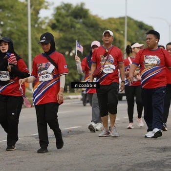 Runner Photo 6033079