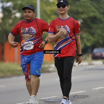 Runner Photo 6033087
