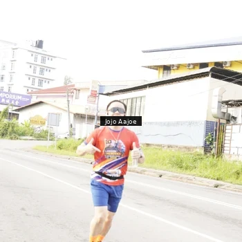 Runner Photo 6033107