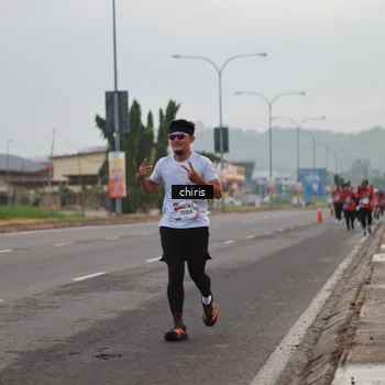 Runner Photo 6033111