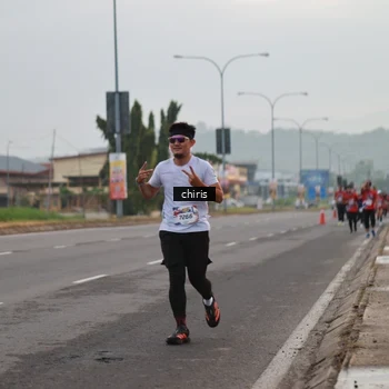 Runner Photo 6033116