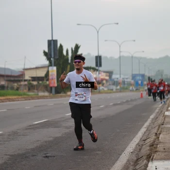 Runner Photo 6033119