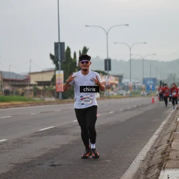 Runner Photo 6033136