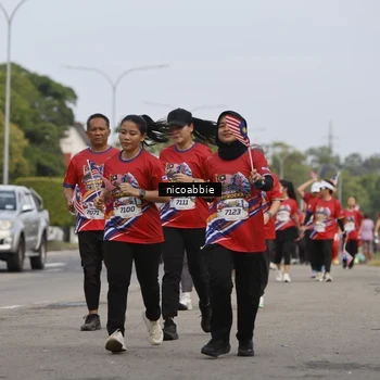 Runner Photo 6033153
