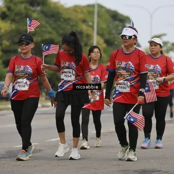 Runner Photo 6033172
