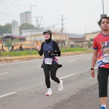 Runner Photo 6033180