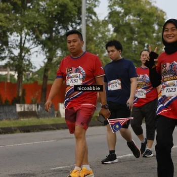 Runner Photo 6033182